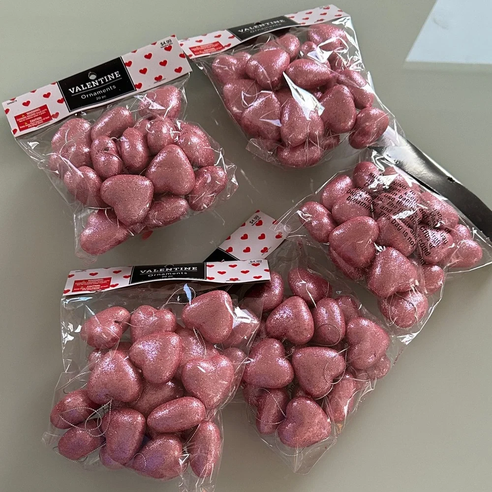 🌸NEW 100 Pieces Valentines Pink Heart Ornaments